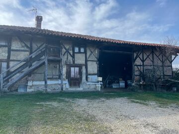 Sauver une ferme à colombage à Viriat