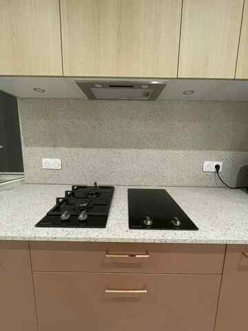 Réception et pose cuisine à Saint-Trivier-sur-Moignans 